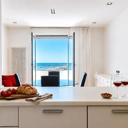 Apartmán Skymare - Beachfront Sea View *