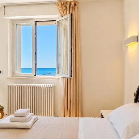 Skymare - Beachfront Sea View * Porto San Giorgio
